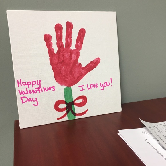 Meet your Posher, Danielle - Picture 1 of 1